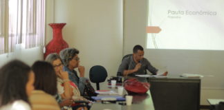 Sindicato rejeita proposta de 2,38% de atualização do piso