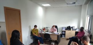 ASPROLF defende trabalhadores da educação diante de cortes salariais.