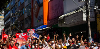 Asprolf participa de ato histórico em defesa da Democracia