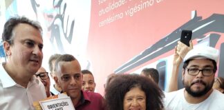 FTE-BA entrega ao ministro Camilo documento da CNTE de orientações técnicas do Novo Ensino Médio