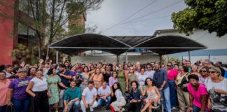 Trabalhadores em Educação vão ao CALF e dão aula à gestão municipal (Atestado)
